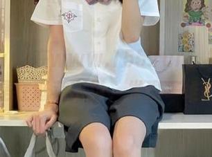 在www.155.fun，每次刷网址都像是在逛菜市场，发现一堆抢手货！