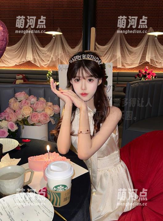 17c吃瓜 “17c吃瓜”:资源多得让人眼花缭乱,真是个吃瓜人的乐园。