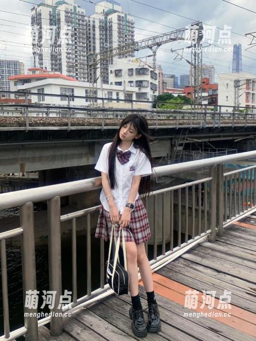 别再犹豫了！51吃瓜网浏览器永久破解，冲啊！