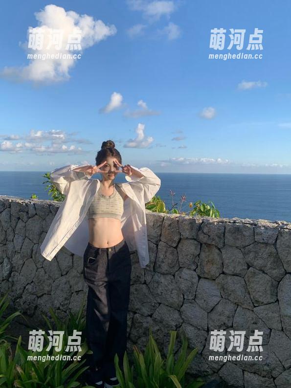 51黑料网 51黑料网,跟着线路走,走到哪里都是八卦的海洋!