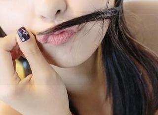 用718.sx导航，像是在啃一些莫名其妙的瓜，咬下去只想“呵呵”。