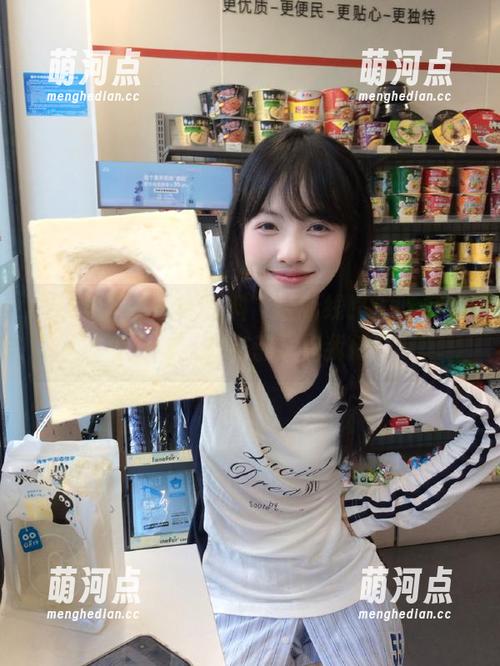 “91黑料”最新线路：吃瓜大赛启动，瓜农都是你我他！