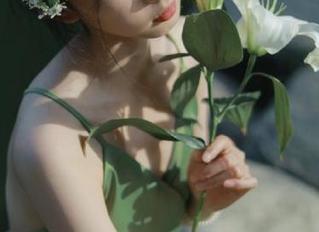 刚下了998.su的苹果版，心想着这又是一场无尽的吃瓜之旅吗？