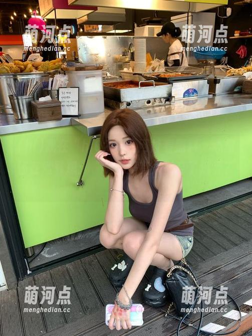 我在“hl02co”网址看黑料，心里还在默默想：“是不是有人抛弃了道德？”