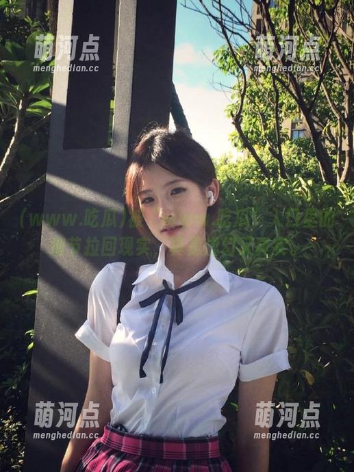 被“www.吃瓜”入口里的细节拉回现实，真是虚幻又真实。