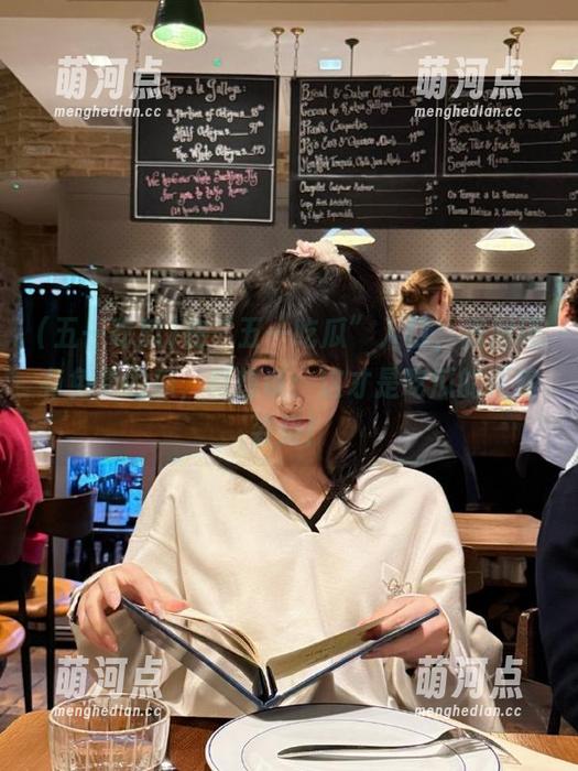 在“五一吃瓜”入口，居然还有免费的瓜，真想说：这才是吃瓜的正确姿势！