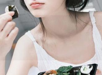 一探五一吃瓜群众更新：瓜友们这次居然带着机场图上线！没事不出门么？