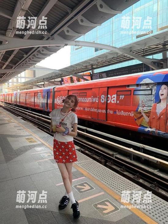 今晚我在“今日吃瓜911”网址翻了翻往期，一言难尽的苦水啊