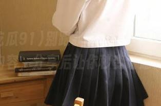别跟我客气，今日吃瓜9151的内容，分享后让你秒变话题先锋！