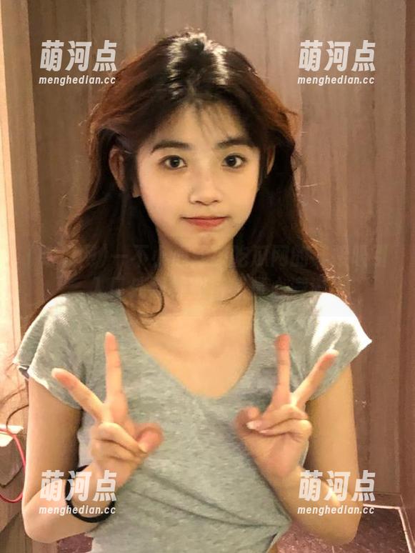 一不小心就被吃瓜网的链接吸引，入口处那种期待感真心满满！