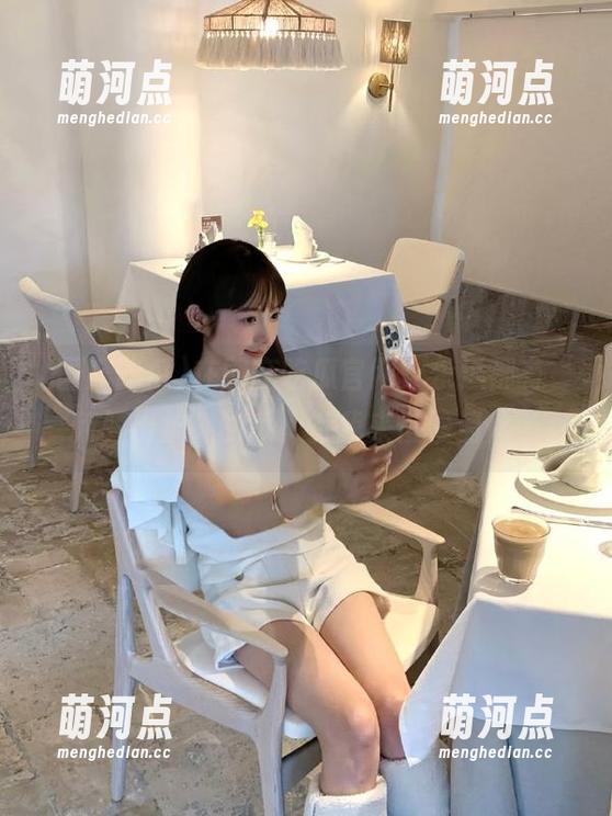 在国产吃瓜官网，永远都有“新鲜出炉”的瓜，待我来慢慢消化…
