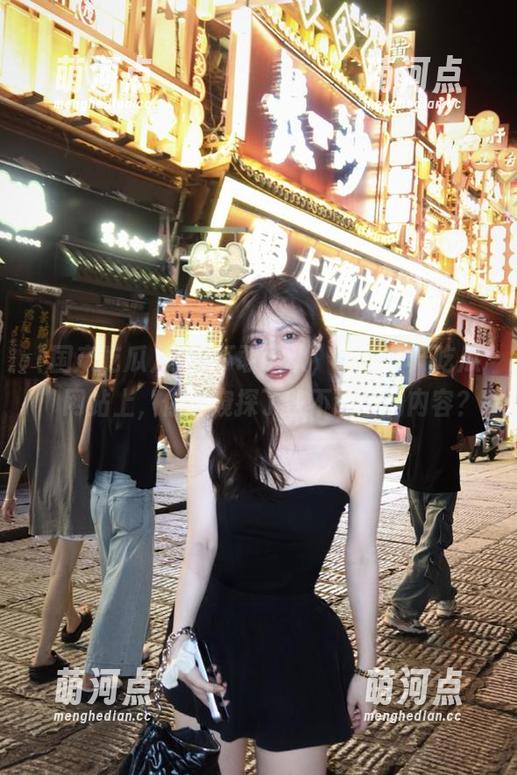 国产吃瓜 你敢不敢承认,在“国产吃瓜”网站上,你也窥探了些不该看的内容?