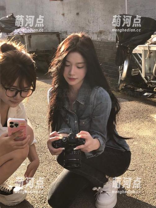我在娱乐吃瓜网51，不只是在看新闻，更是在享受一场无声的综艺秀。