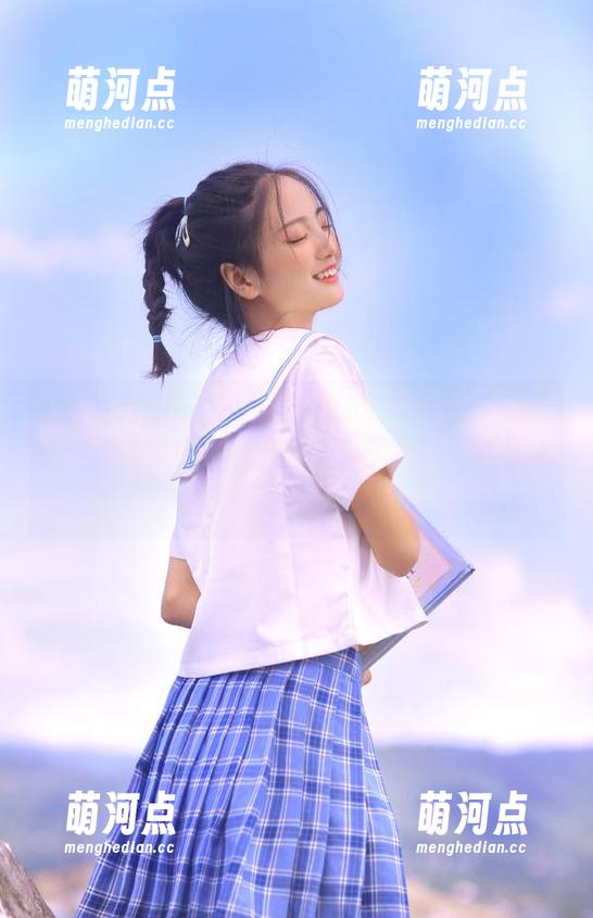 每日吃瓜51苹果版：今天的舌尖美味竟是这些夸张的大瓜，真有人敢信？