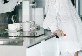 从“黑料不打烊”直达冬天里的正能量网址，温暖你的小心心。