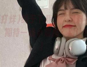 终于下载了“黑料不打烊苹果版”，期待一场小震撼？别让我失望啊！