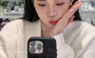 “黑料不打烊万里长征”网站的迭代，感觉像追剧，每次更新都有惊喜又尴尬！