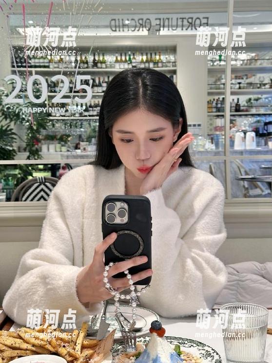 “黑料不打烊万里长征”网站的迭代，感觉像追剧，每次更新都有惊喜又尴尬！