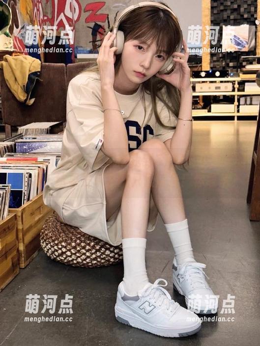 导航带我到51黑料不打烊的深海，结果发现了几只假鲨鱼！你敢信？