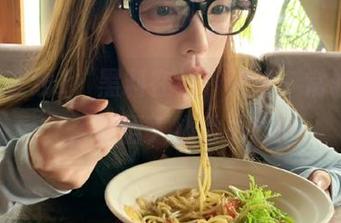 “黑料在线”网址，常驻我心，顿悟人心险恶！
