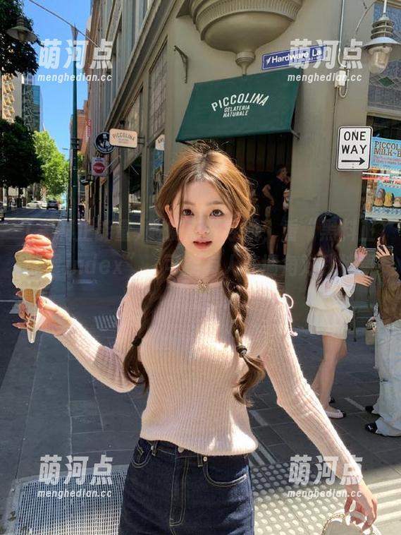 随便点开导航，看“黑料正能量index”，可能有人在墙角对我悄声耳语...