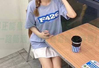 黑料正能量导航，吃瓜路上一路畅通，不怕迷路的小黄鸭！