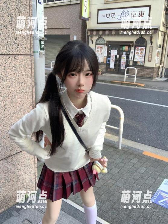 登录黑料社区网页版，浓浓的瓜田气息扑面而来，咱们的界面真不简单！